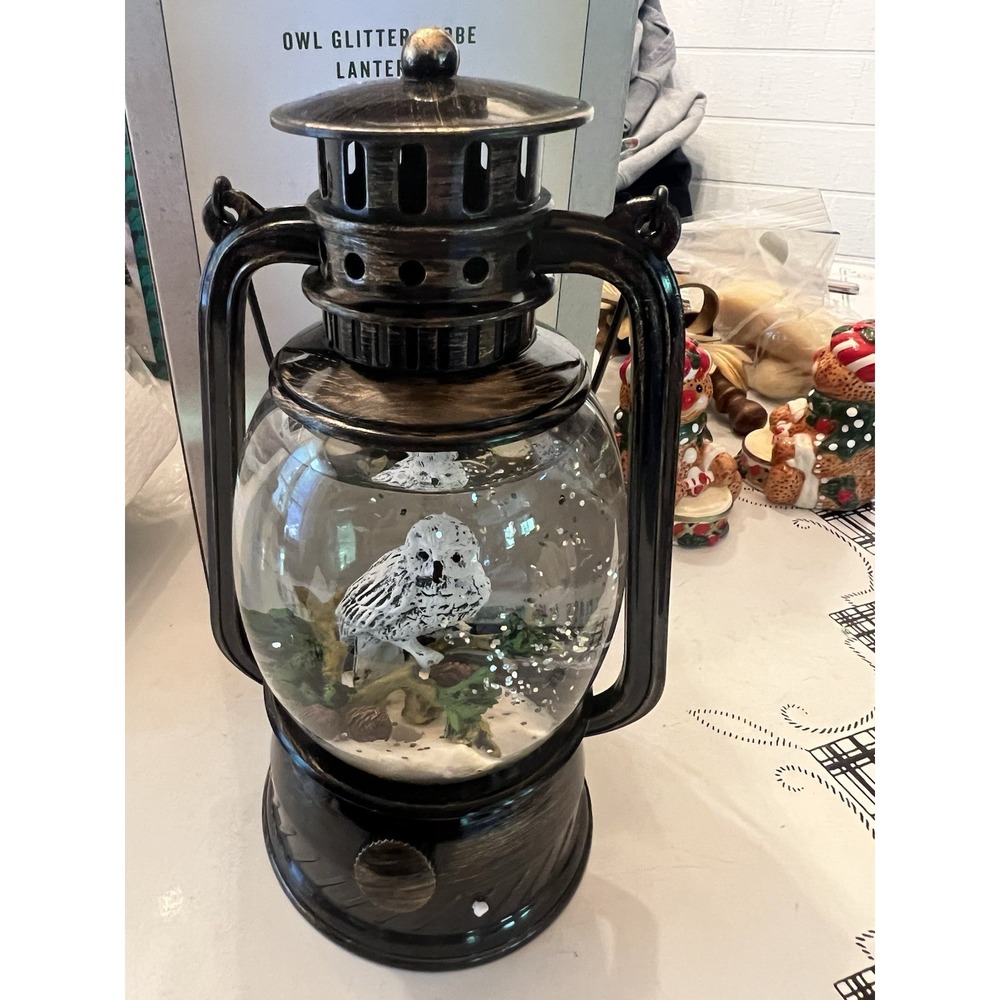 Cracker Barrel Exclusive-Owls Glitter Globe Battery Operated 2020